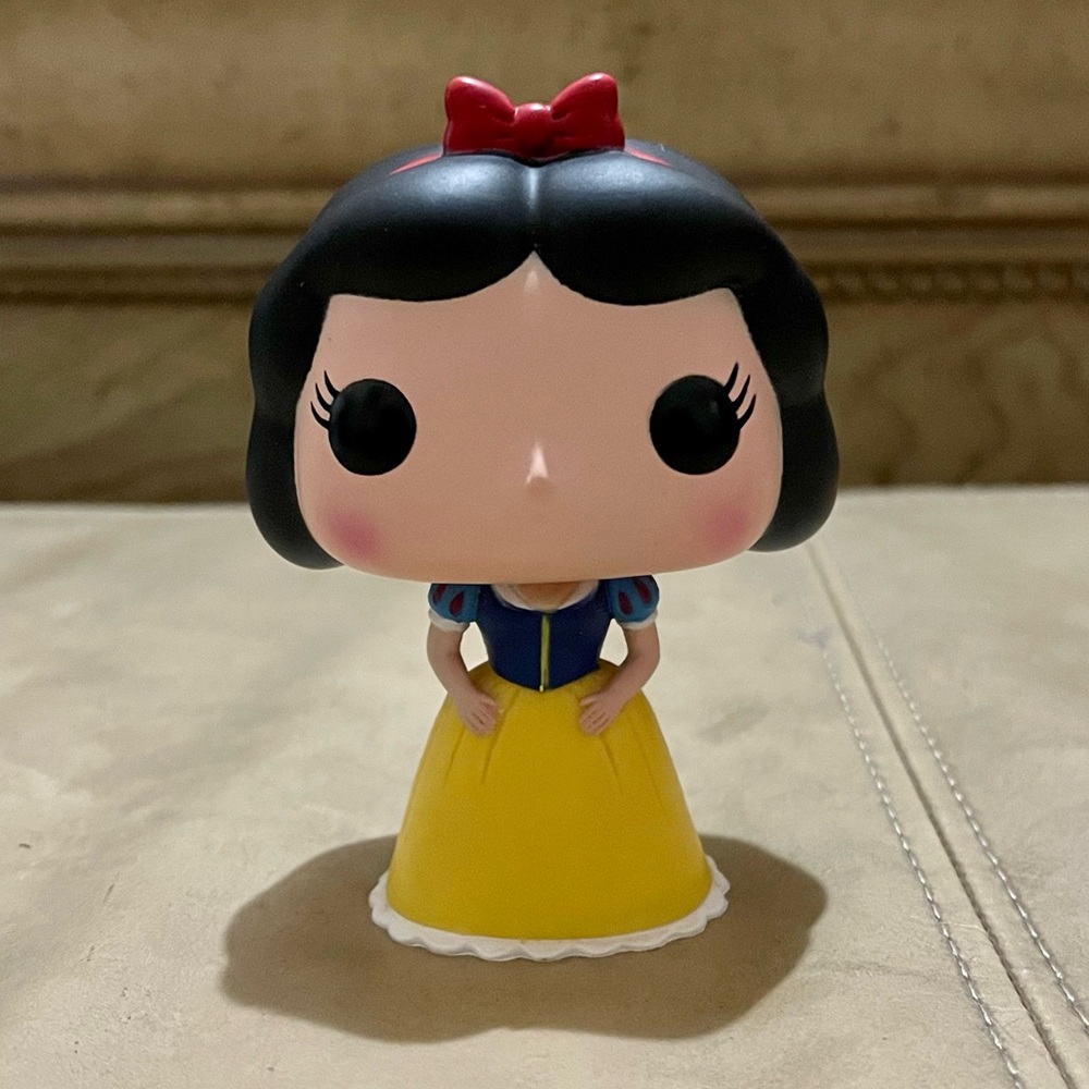 Funko Pop Princess Snow White Original 1st Edition Pop Disney